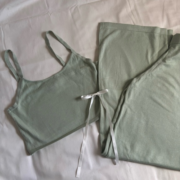 𐙚 Forever 21 Green Set - Picture 2 of 9